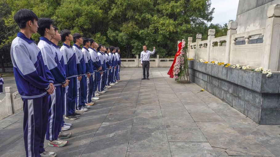唐山遵化：烈士纪念日祭英烈