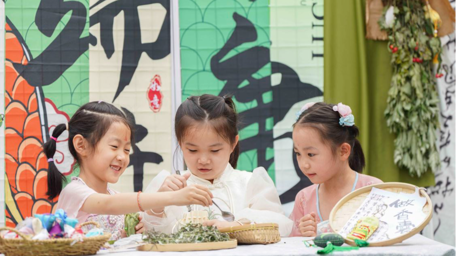 唐山遵化：萌娃多彩活动迎端午